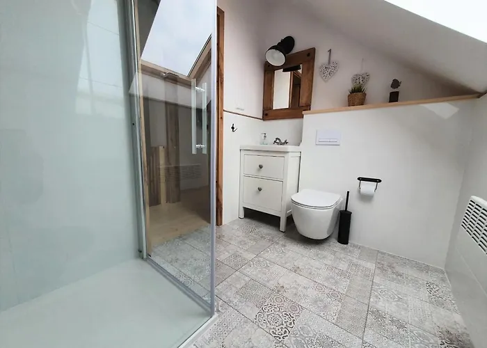 Na Kaszubach 34-1 - Ostoja Bukowo * Borowy Mlyn